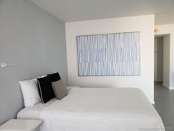 4th image of 1000 West Ave APT 730