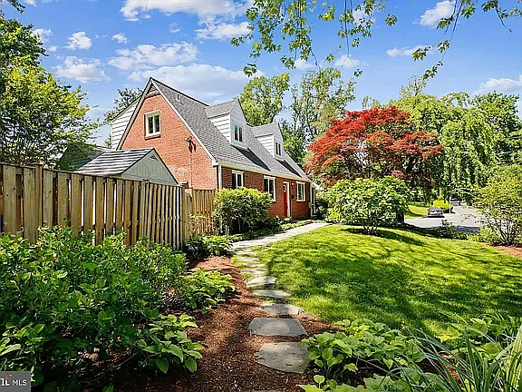 4400 Rosedale Ave — Photo 4