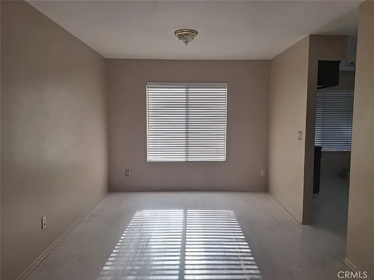 30427 Yosemite Dr — Photo 33