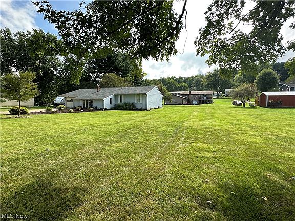 2nd image of 5195 W Shore Dr