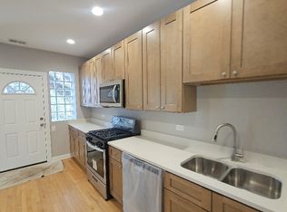 6224 N Fairfield Ave APT 1, Chicago, IL 60659