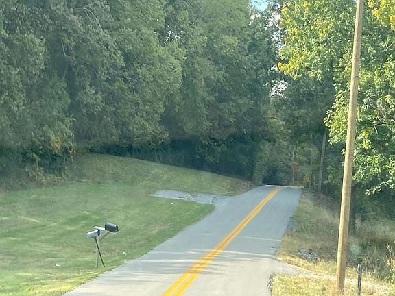 4th image of 175 Waterworks Rd