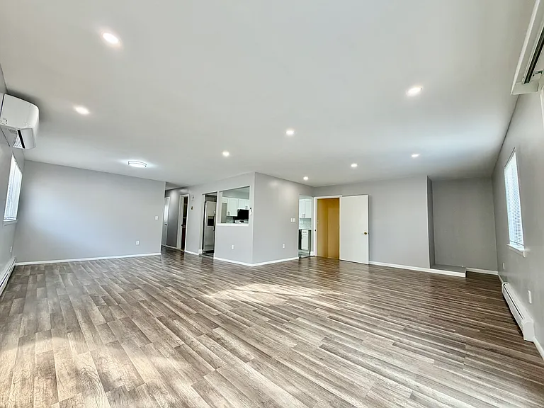 14 Mill Rd #2 — Photo 24