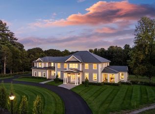 98 Heather Ln, Needham, MA 02492