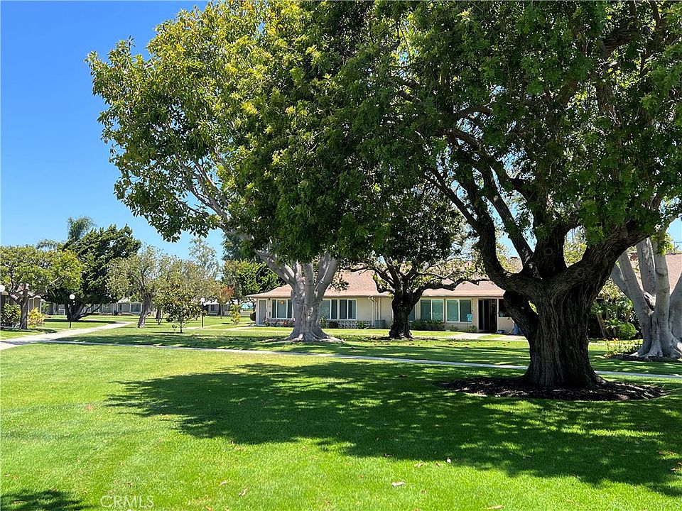 2nd image of 1561 Interlachen Rd #M10-260k