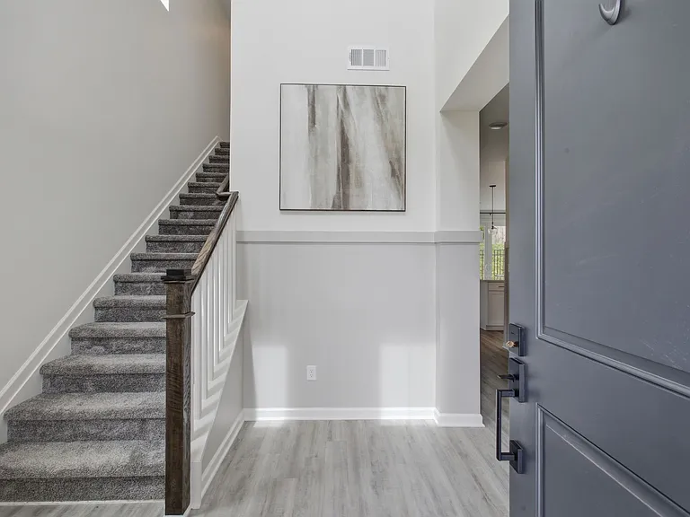 121 Timber Crest Trl — Photo 5