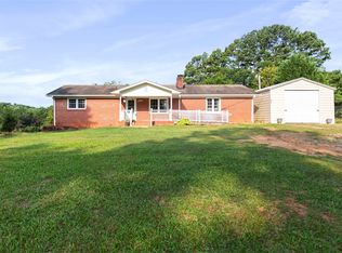 1015 Ebenezer Rd, Seneca, SC 29672