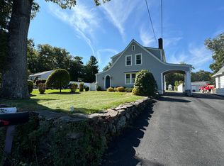 12 Mid Oaks St, Monroe, NY 10950