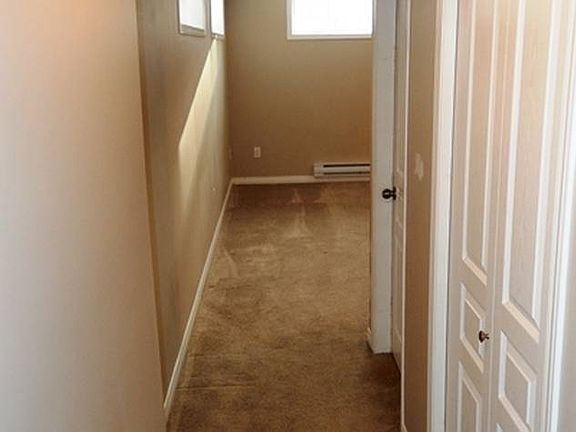 5th image of 835 Glenview Cv