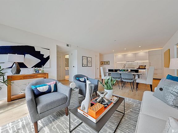 4th image of 310 Carolina St Unit 202