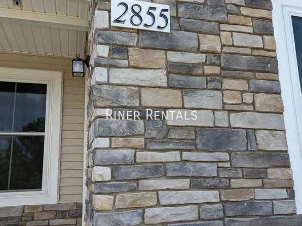 2855 Locust Grove Ct #1, Harrisonburg, VA 22801