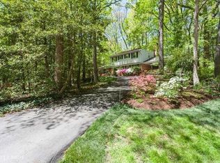 2508 Fowlers Ln, Reston, VA 20191