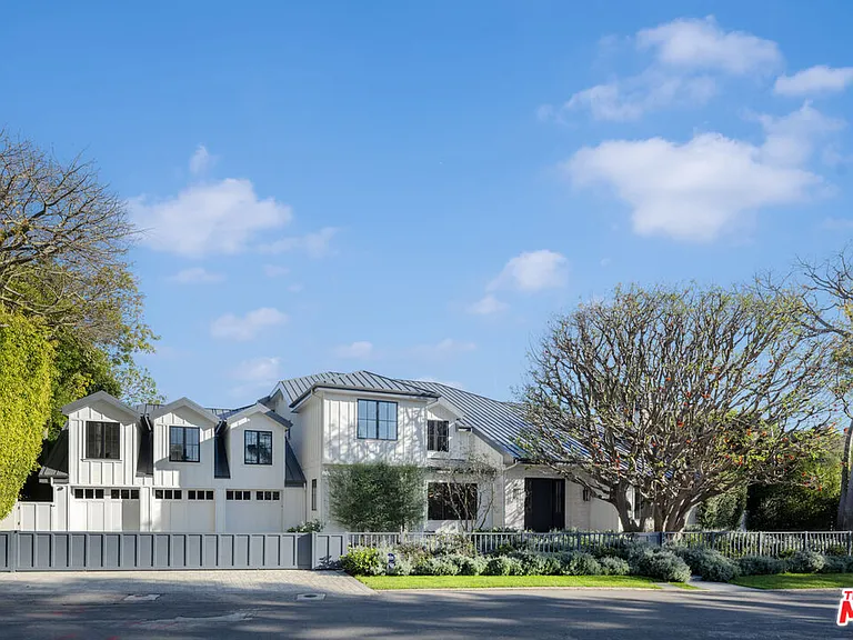 550 Spoleto Dr — Photo 1