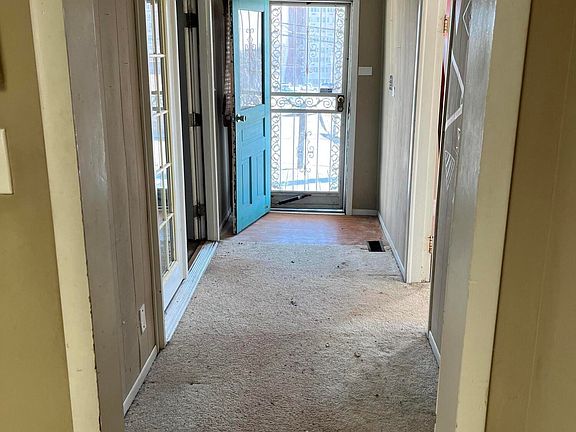 5th image of 2501 Mineral Springs Ave