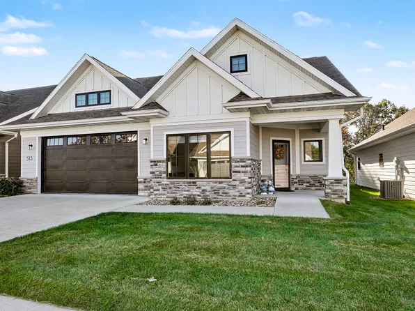 513 Vintage Ln, Pella, IA 50219