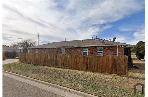 1601 NW 17th Ave Photo 1 1601 NW 17th Ave Photo 1