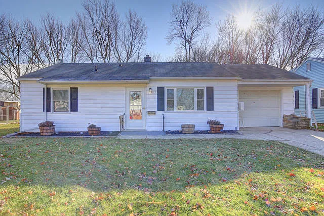 1112 Bel Aire Dr photo 1