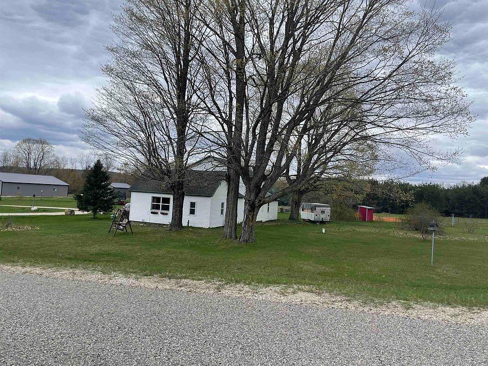 1st image of 8270 N Morey Rd