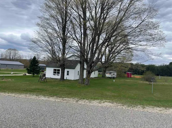 8270 N Morey Rd, Manton, MI 49663