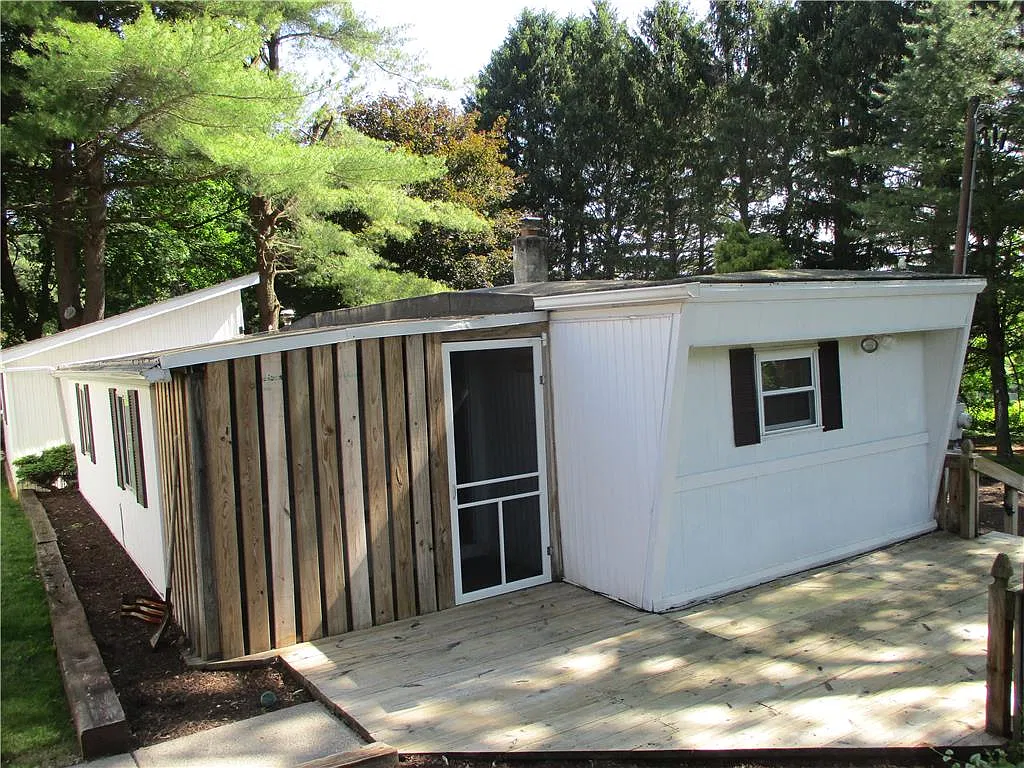 2 bed, 1.0 bath, 1206 sqft, $1,500 — Photo 1