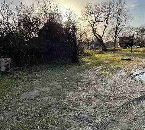 4515 Belvidere