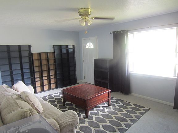 2nd image of 1216 Carolyn Dr