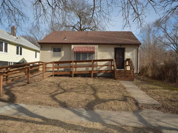 3412 Douglas St, Sioux City, IA 51104