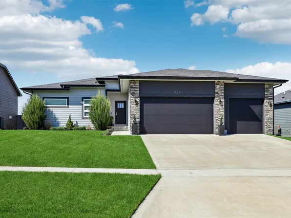 706 NE 57th St, Ankeny, IA 50021