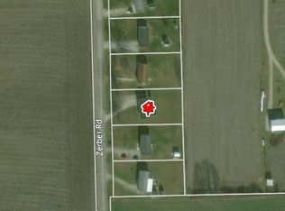 8203 Zerber Rd, Bradford, OH 45308
