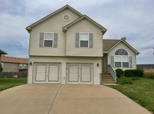 3612 NW 87th St, Kansas City, MO 64154