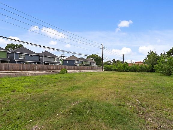 4th image of 8170 Homewood Lane
