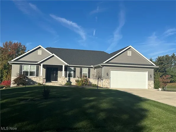 2360 Star Dr, Wooster, OH 44691