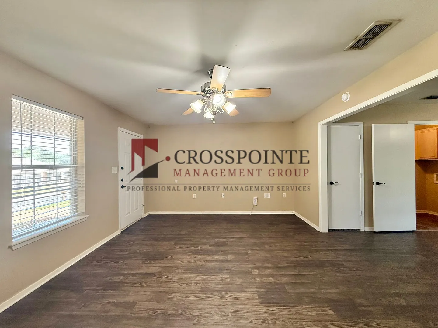Spacious 3 Bedroom in Whitehouse! — Photo 2