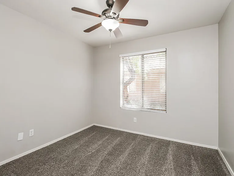 11026 E Delta Ave — Photo 13