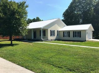 90 Hummingbird Ln, Stanton, KY 40380