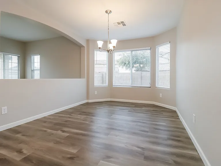24254 W Desert Bloom St — Photo 6