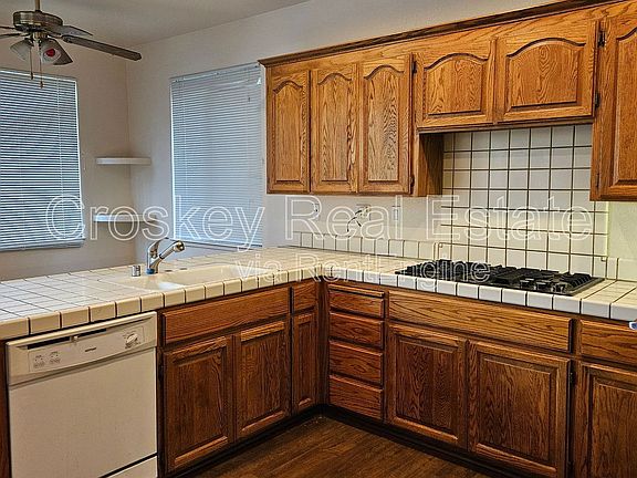 2nd image of 1952 Kettle Rock Ct