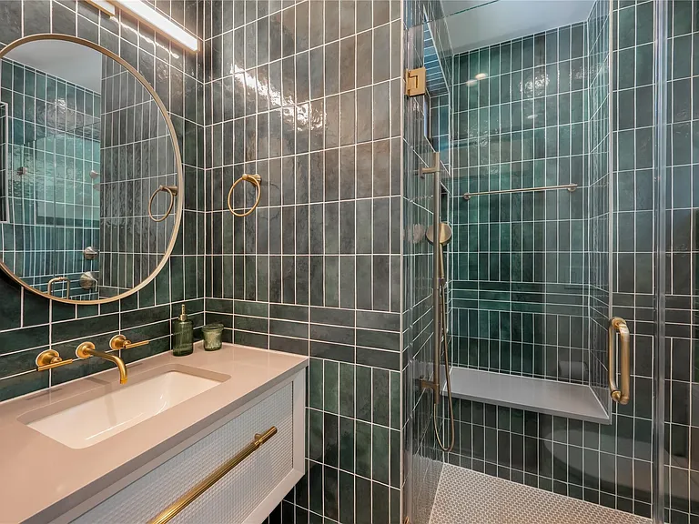 4521 Avenue H #A — Photo 17