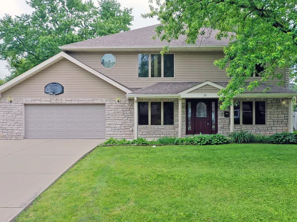 21 Johnathan Rd, Lake Zurich, IL 60047