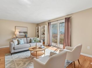 72 Patrick Rd #72, Tewksbury, MA 01876