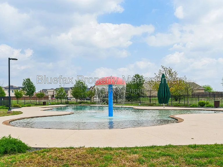 15214 Ohare Lndg — Photo 39