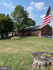 2194 Buck Rd, Green Lane, PA, 18054