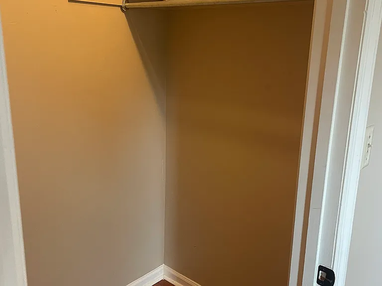352 High St #6 — Photo 7
