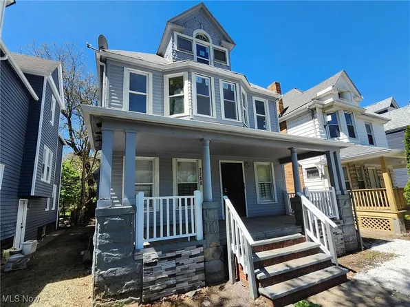 2288 E 95th St, Cleveland, OH 44106