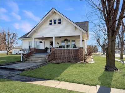 300 E 2nd St, Norborne, MO, 64668
