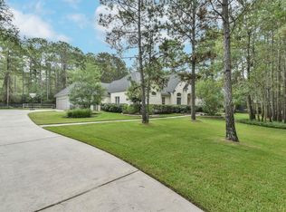 10707 Crestwater Cir, Magnolia, TX 77354
