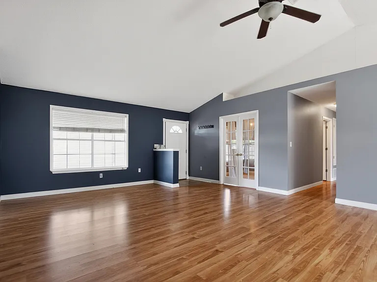 4799 Coronado Cir — Photo 6