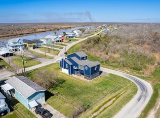 324 County Road 257, Matagorda, TX 77457
