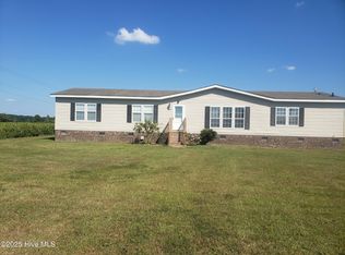 900 Lakeview Road, La Grange, NC 28551