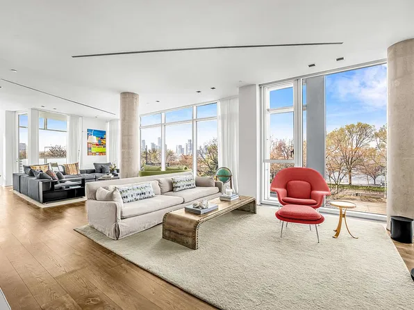 173 Perry St #3N, New York, NY 10014